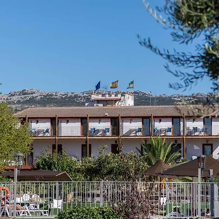 루랄 엘 코르티조 3*