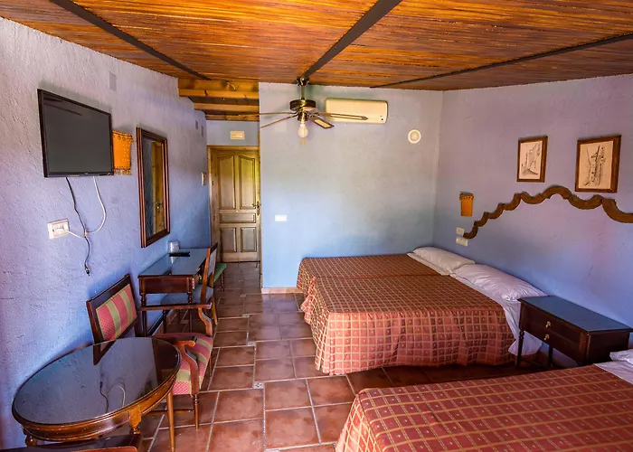 Hotel Rural El Cortijo 3*