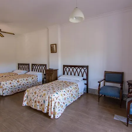 Rural El Cortijo Hotell 3*