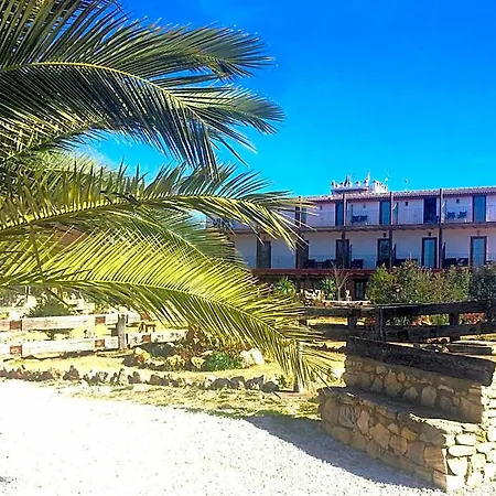 ホテル Rural El Cortijo ロンダ