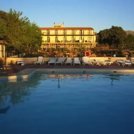 Rural El Cortijo ホテル